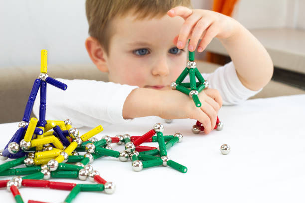 Jouez et apprenez avec les jeux magnétiques pour enfants !